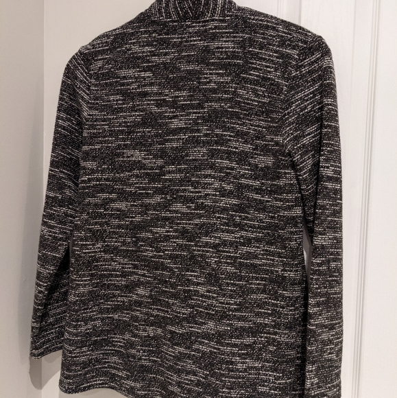 Business Casual Blazer-Like Cardigan - Picture 3 of 3